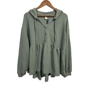612 SO Sage Green Waffle Knit Hoodie Top Size XL Henley Button Front Peplum